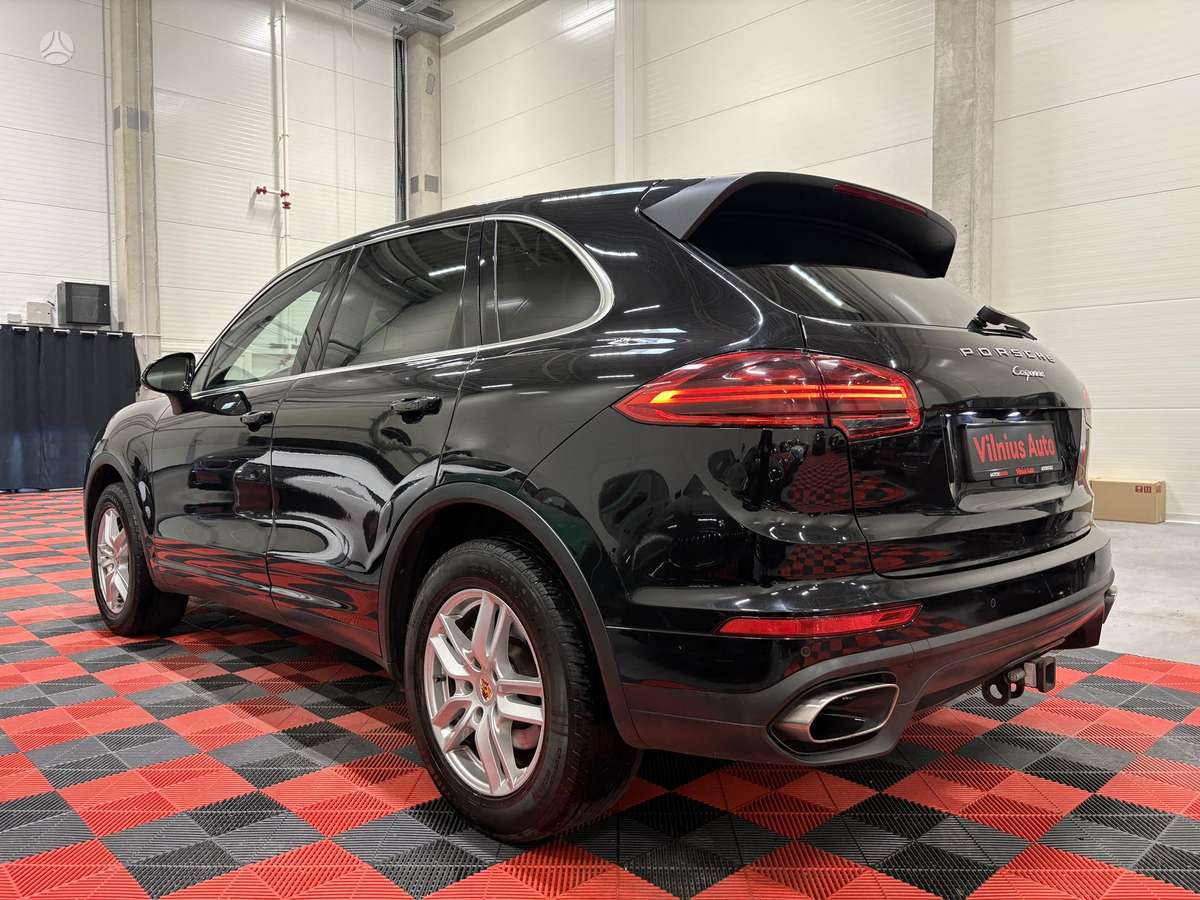 Porsche Cayenne, 3.6 l., off-road / crossover
