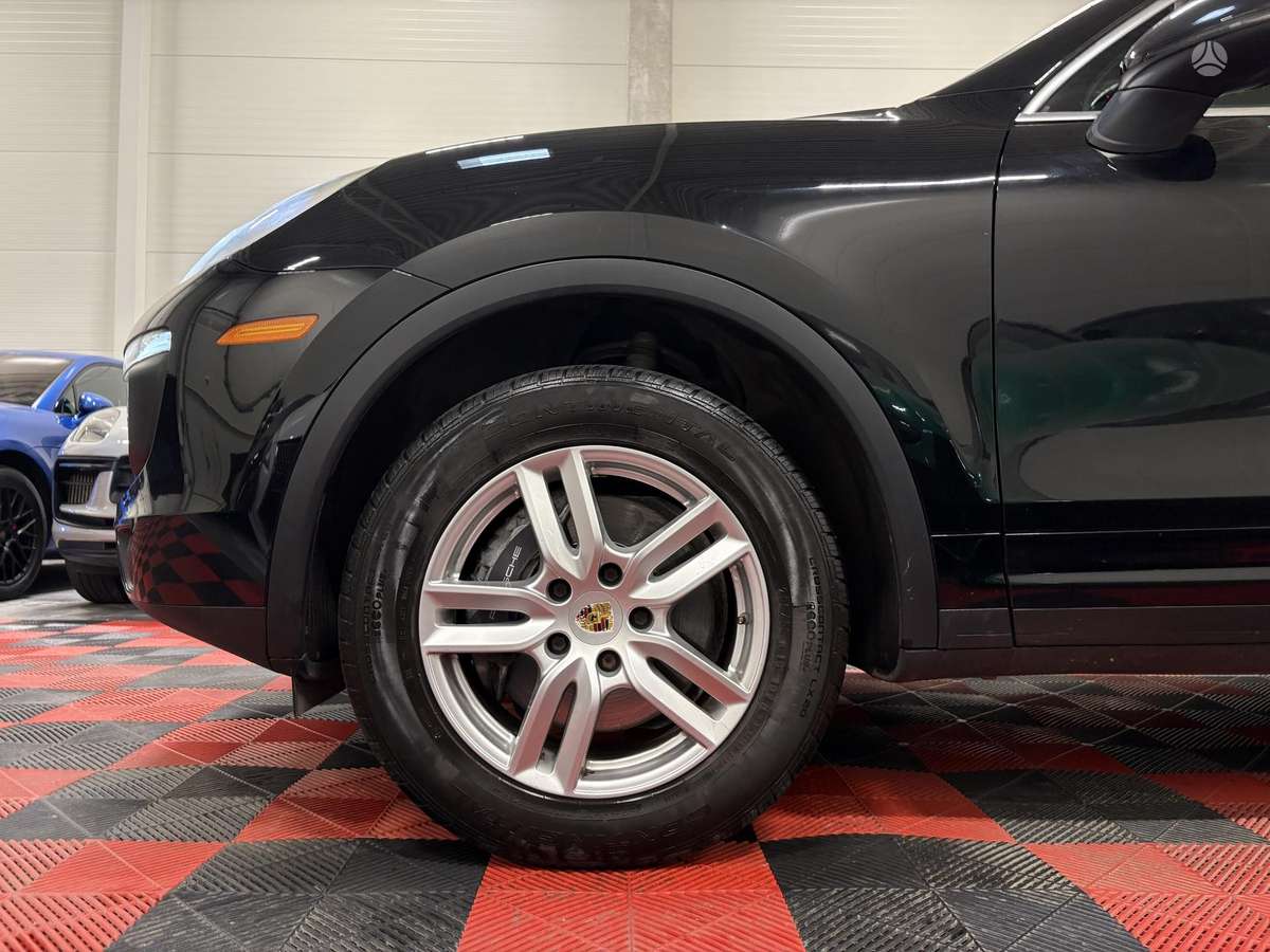 Porsche Cayenne, 3.6 l., off-road / crossover