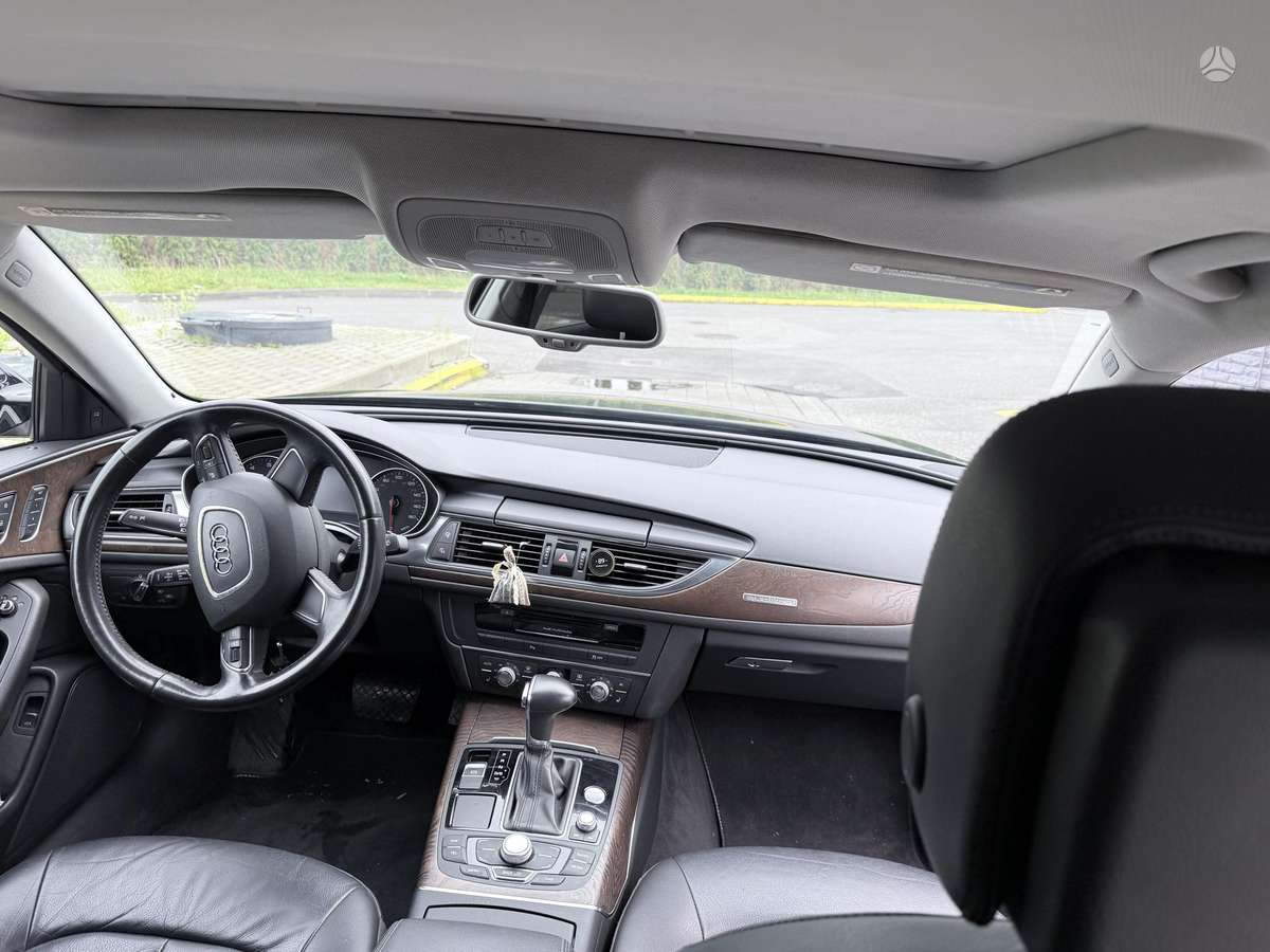Audi A6, 3.0 l., Седан