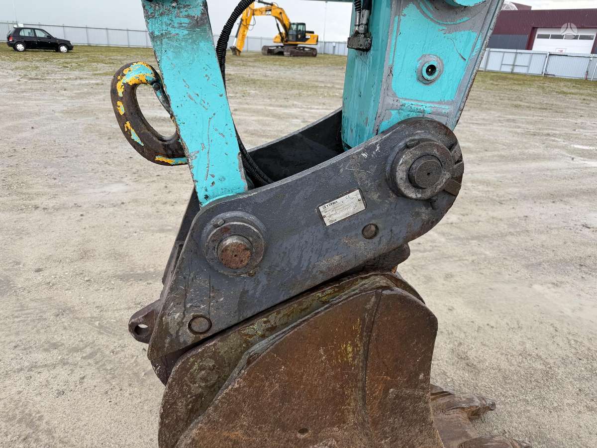 Kobelco SK 210 LC-9 , 800 mm, экскаваторы