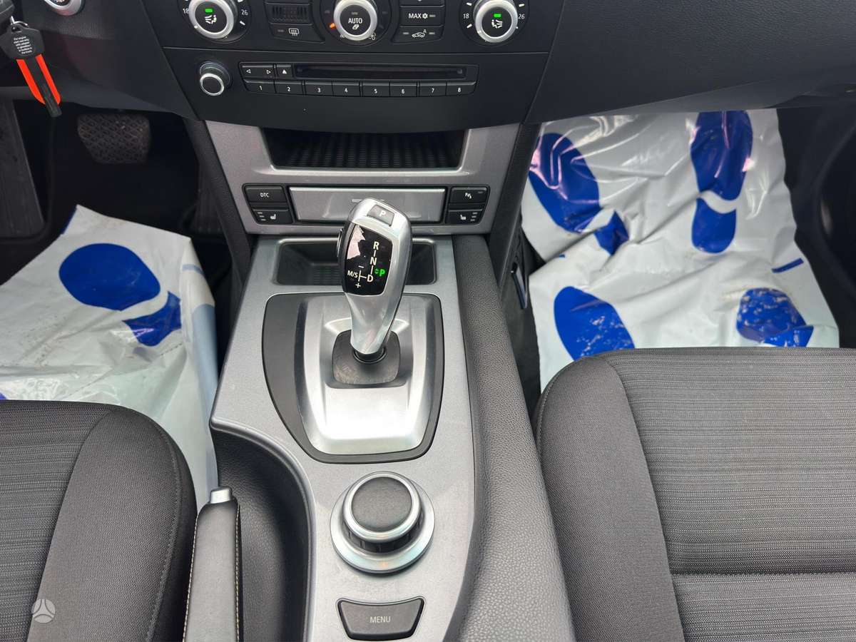 BMW 520, 2.0 l., Седан