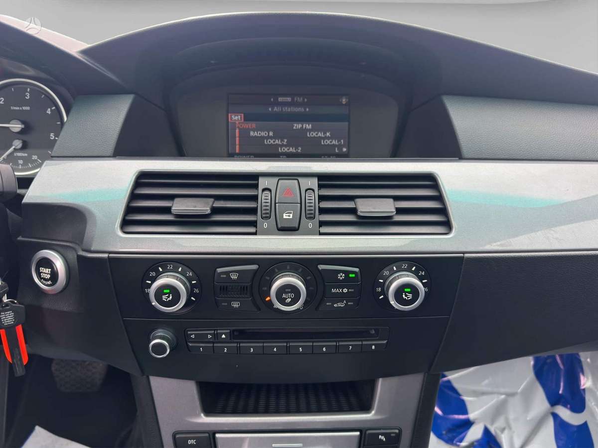 BMW 520, 2.0 l., Седан