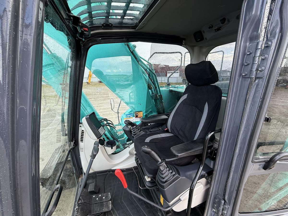 Kobelco SK 210 LC-9 , 800 mm, экскаваторы