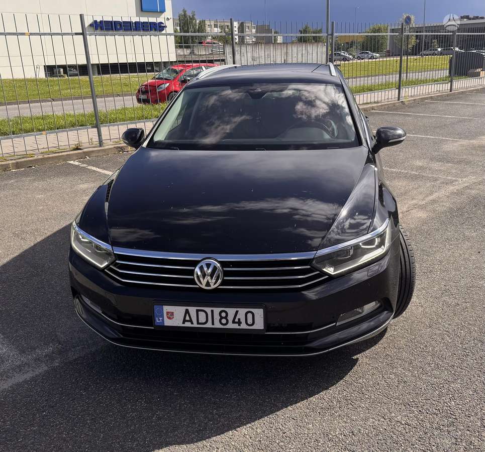 Volkswagen Passat, 2.0 l., Универсал
