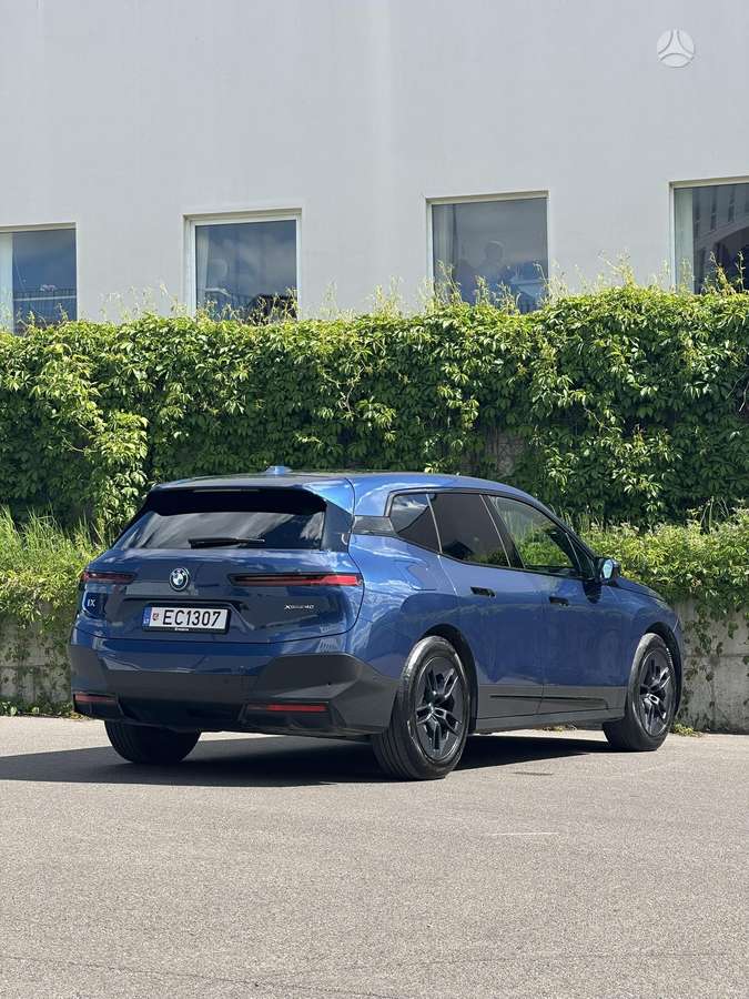 BMW iX, Купе (coupe)