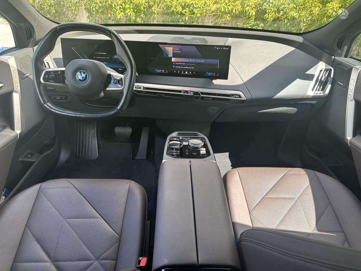 BMW iX, Купе (coupe)