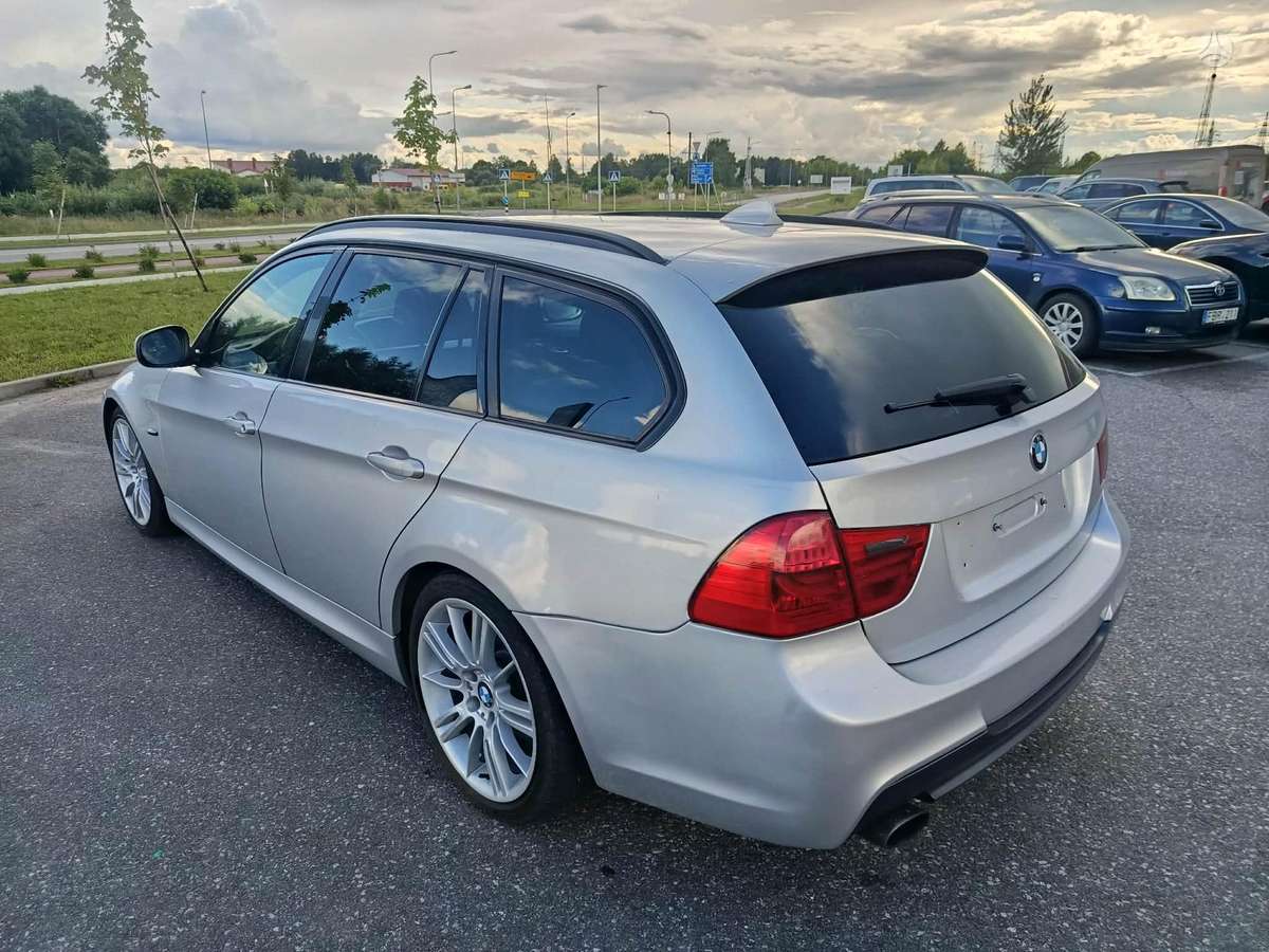 BMW 320, 2.0 l., Универсал
