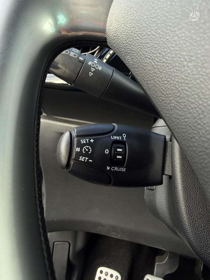 Citroen DS3, 1.2 l., hatchback