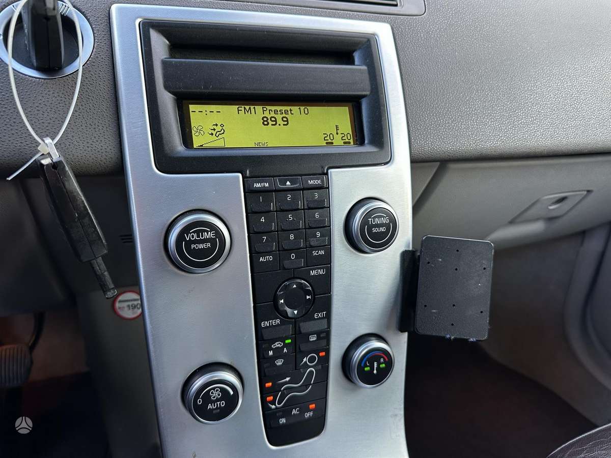 Volvo S40, 1.6 l., Седан