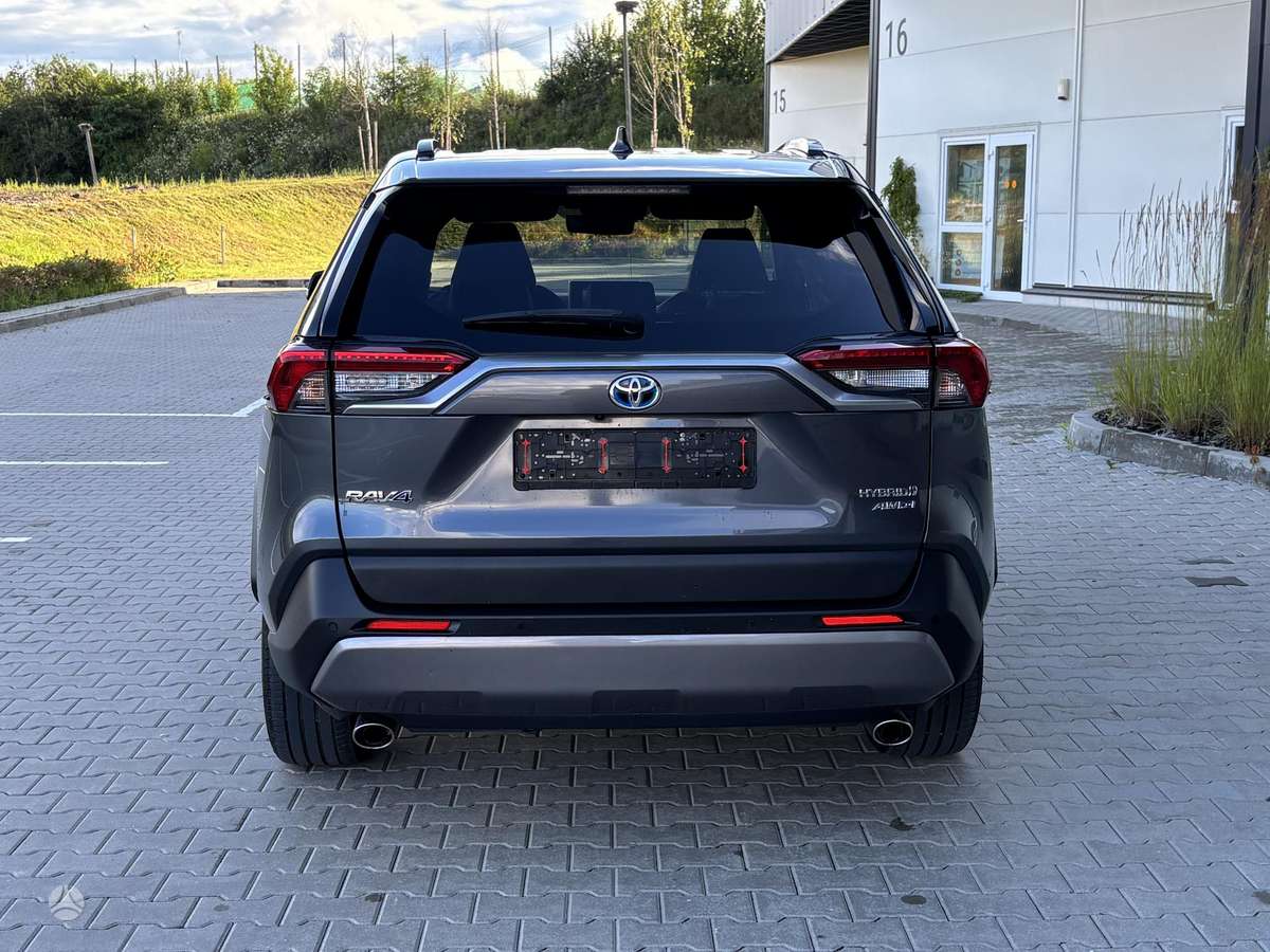 Toyota RAV4 - 4