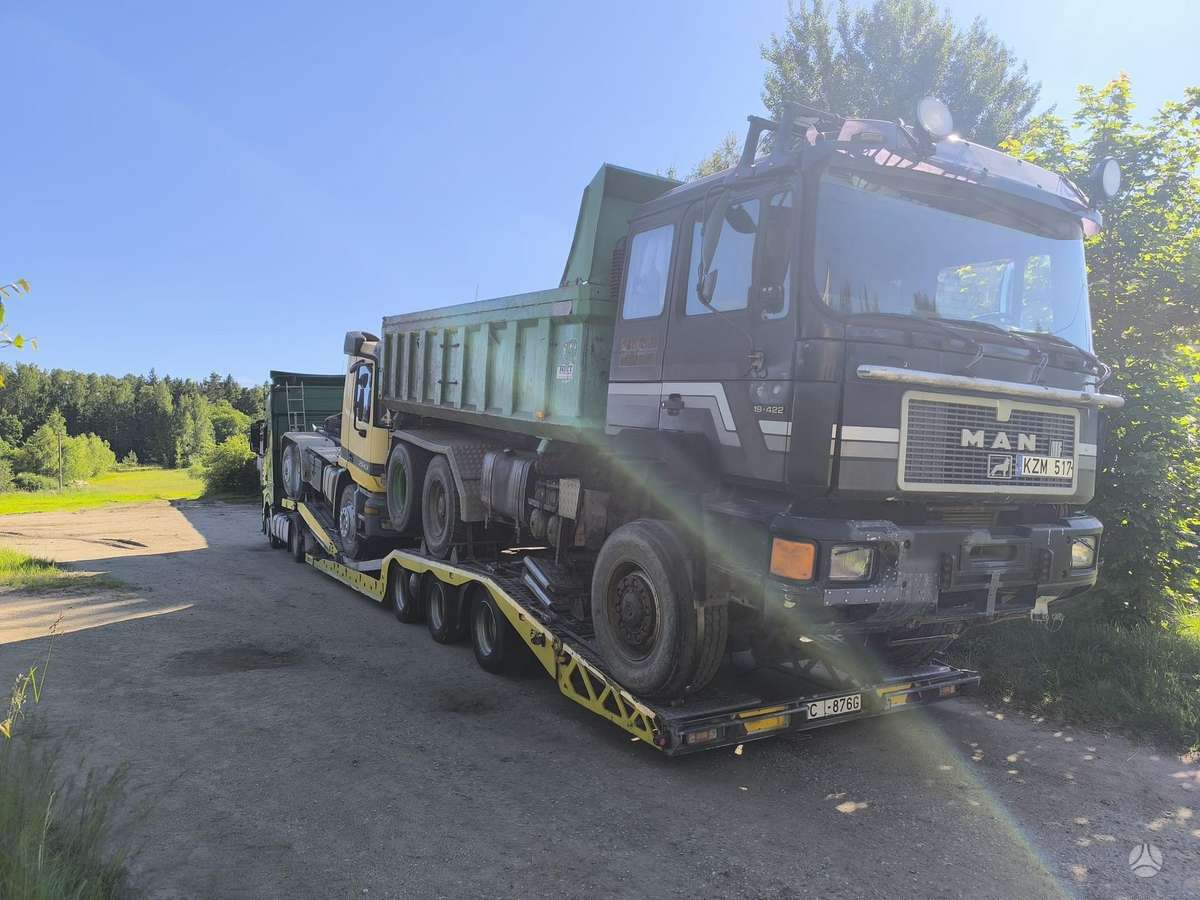 Scania 143, single sleeper