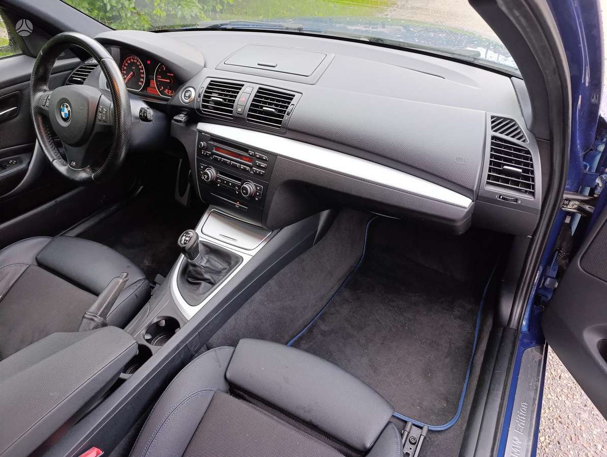 BMW 123, 2.0 l., hatchback