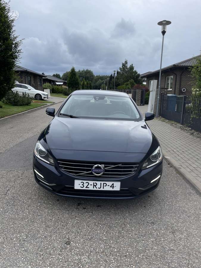 Volvo V60, 2.4 l., Универсал