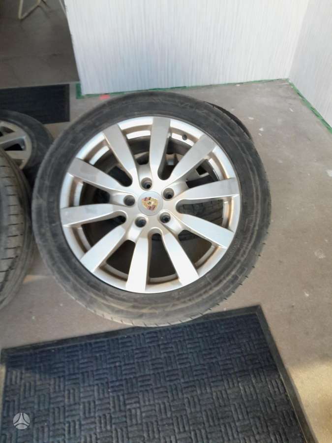 Porsche Cayenne, lengvojo lydinio, R20