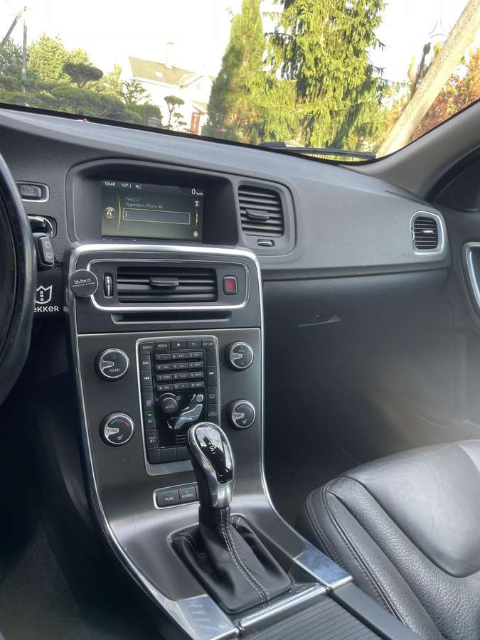 Volvo V60, 2.4 l., Универсал