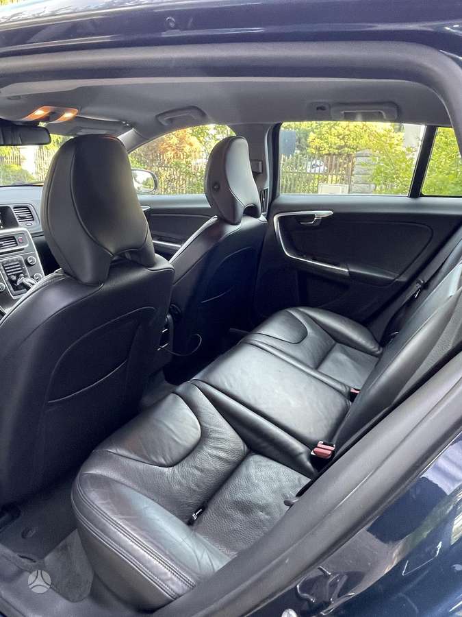 Volvo V60, 2.4 l., Универсал