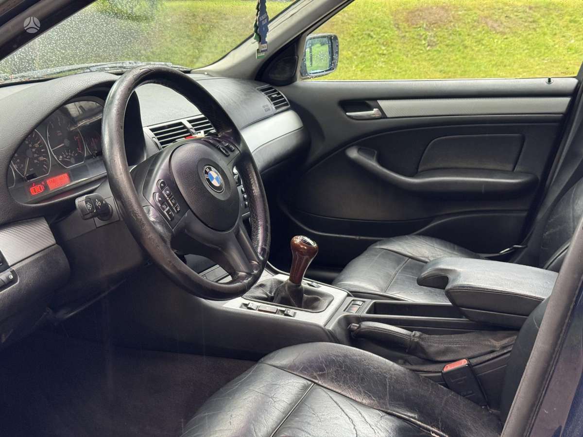 BMW 323, 2.5 l., Седан