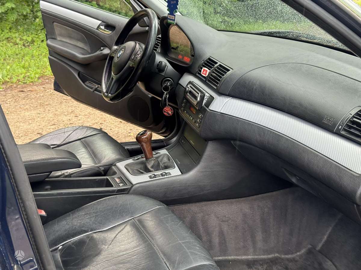 BMW 323, 2.5 l., Седан