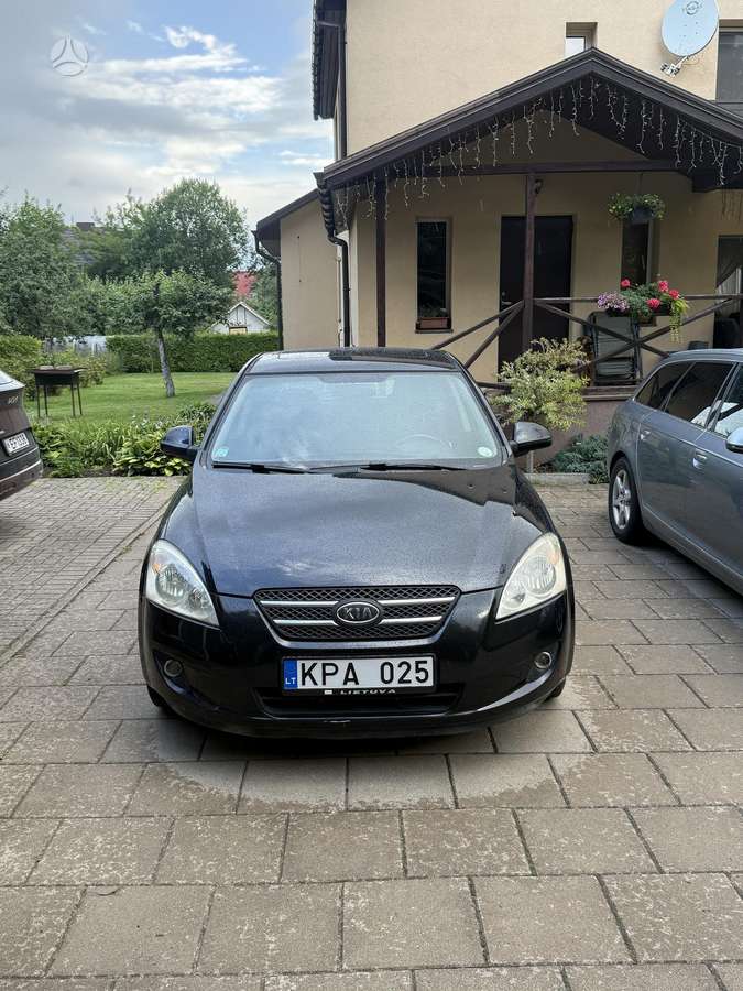 Kia Ceed, 1.6 l., Хэтчбек