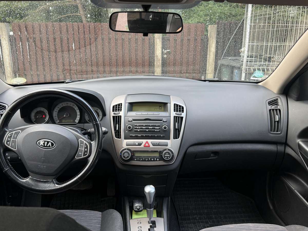 Kia Ceed, 1.6 l., Хэтчбек