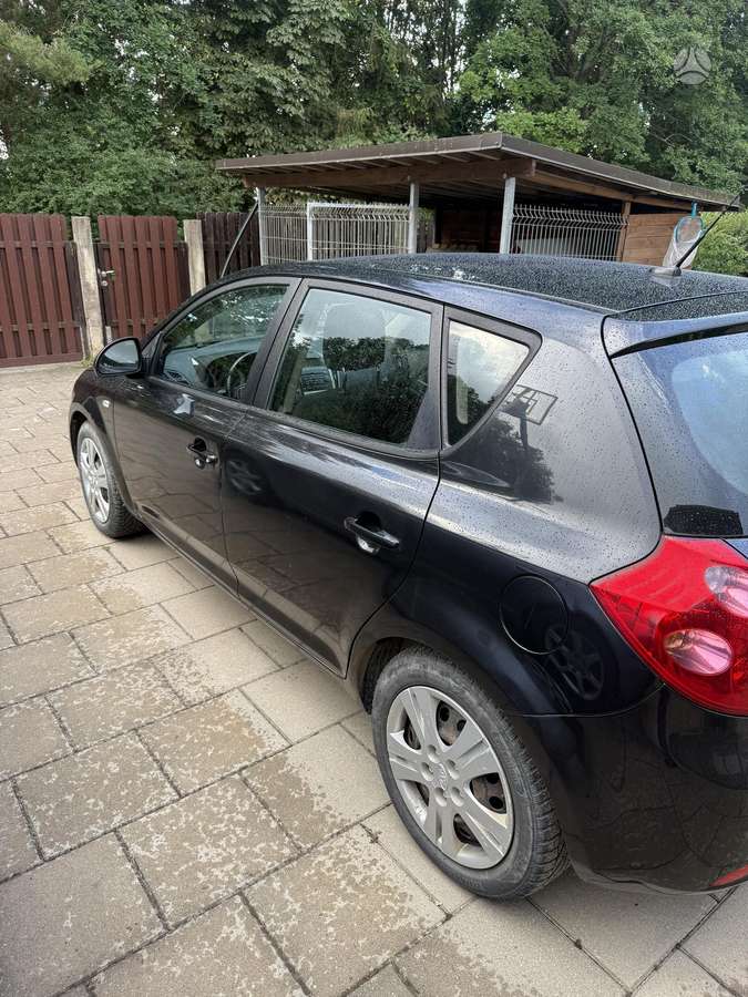 Kia Ceed, 1.6 l., Хэтчбек