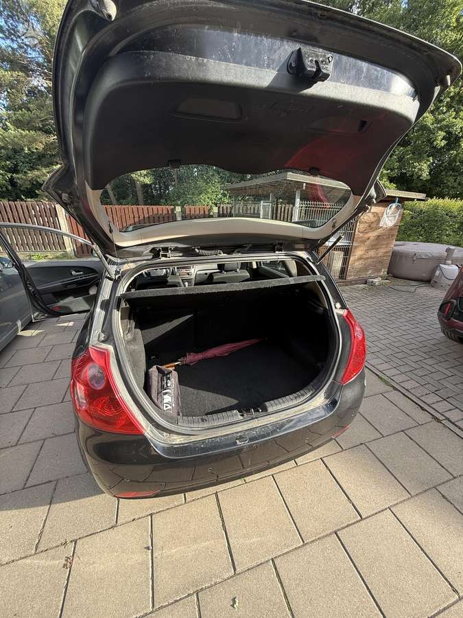 Kia Ceed, 1.6 l., Хэтчбек