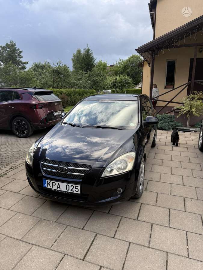 Kia Ceed, 1.6 l., Хэтчбек