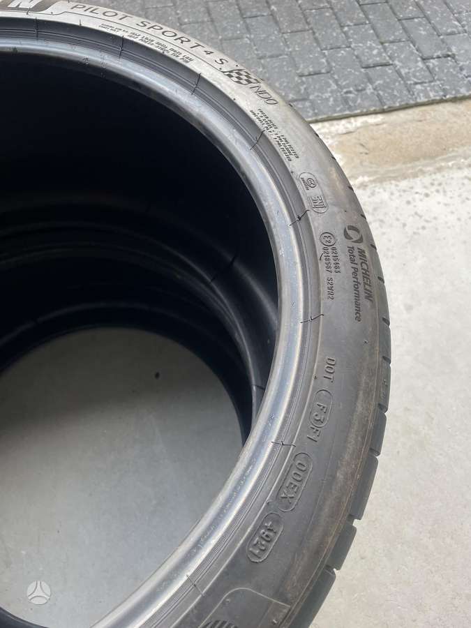 Michelin, summer 315/30 R21