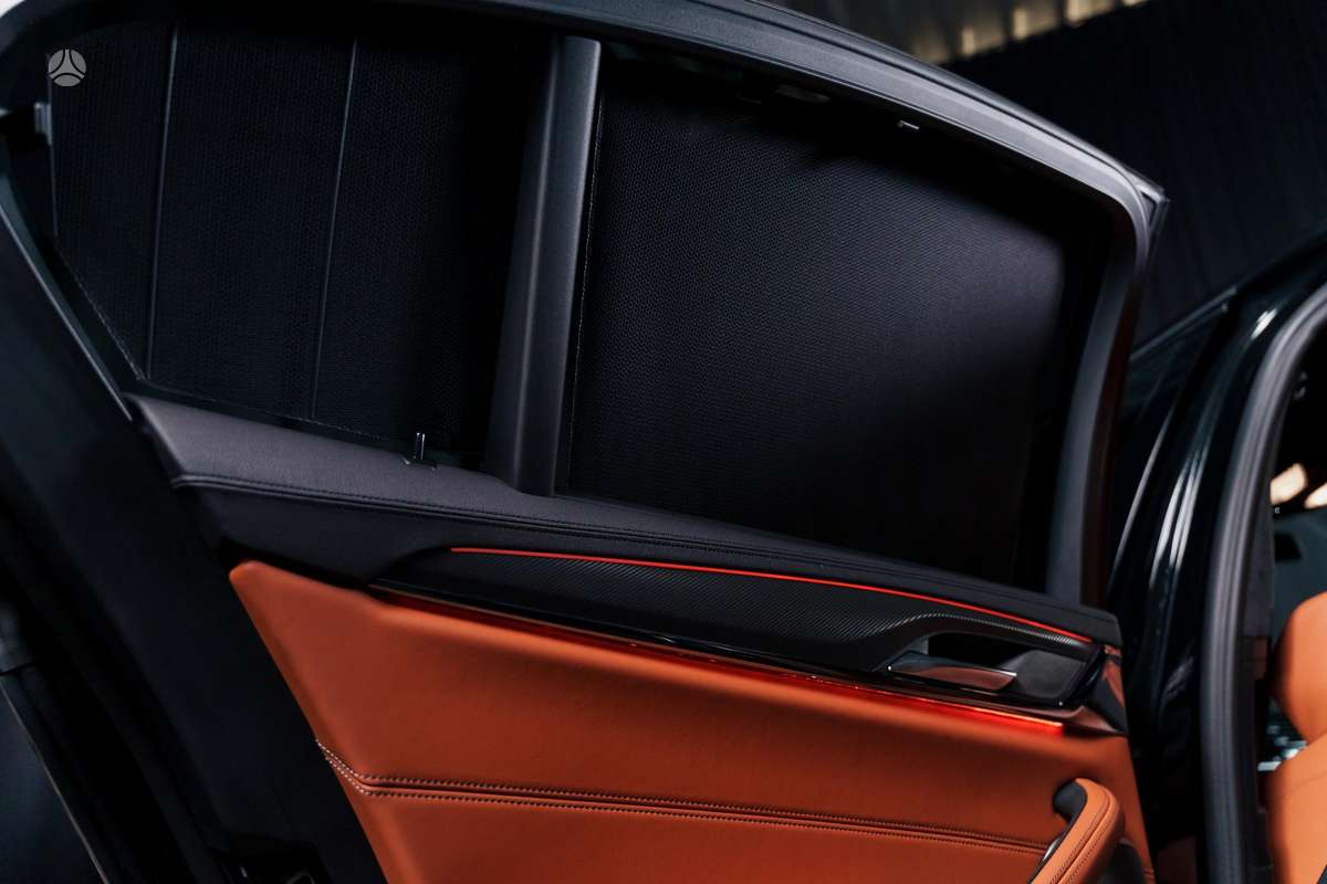 BMW M5, 4.4 l., Седан