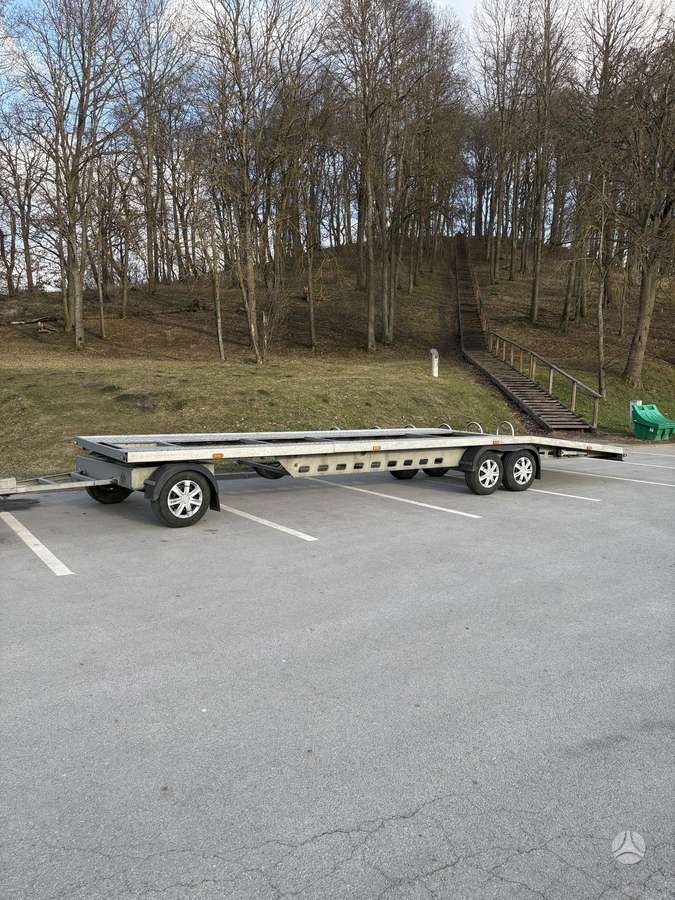 WEEKEND, auto transporter