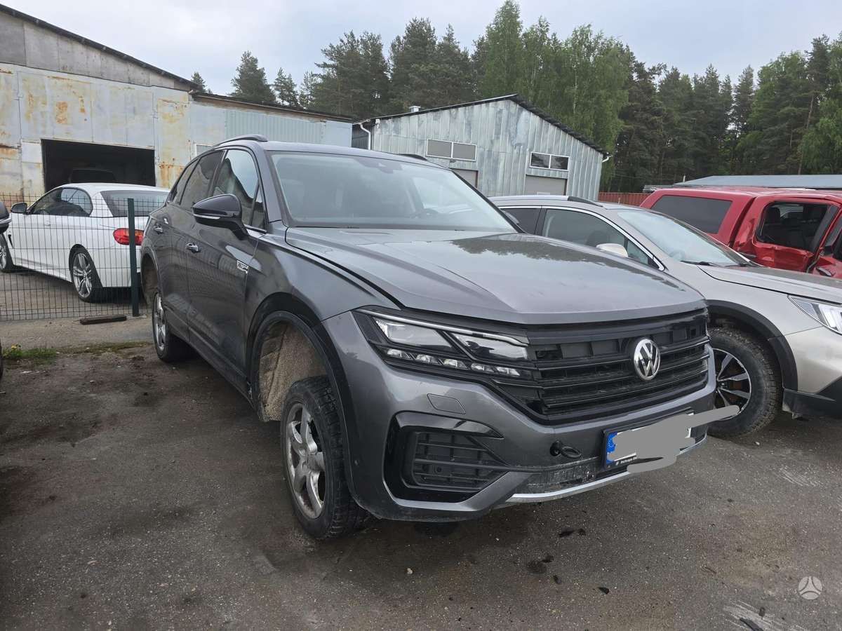 Volkswagen Touareg