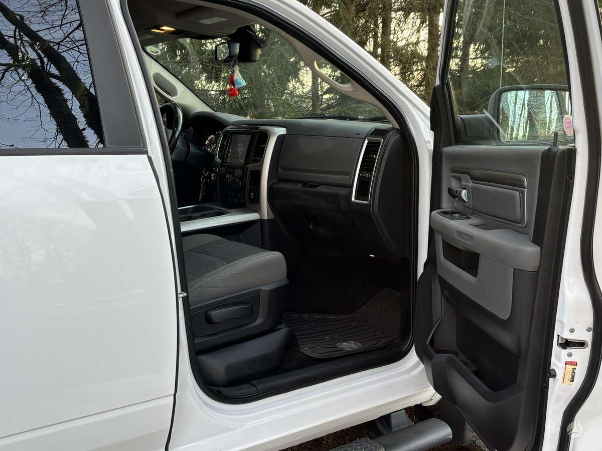 Ram 1500 - 12