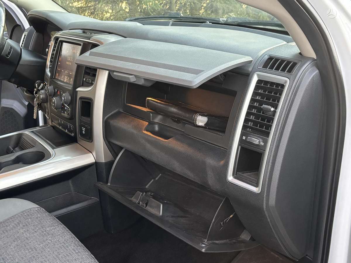 RAM 1500, 3.0 l., Пикап
