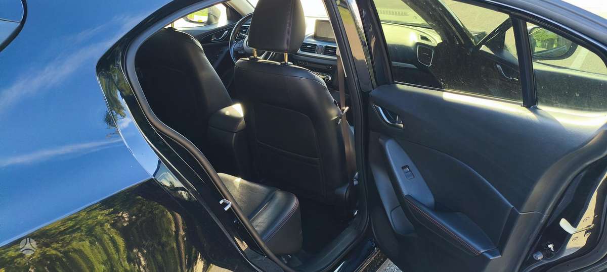 Mazda 3, 2.2 l., hatchback