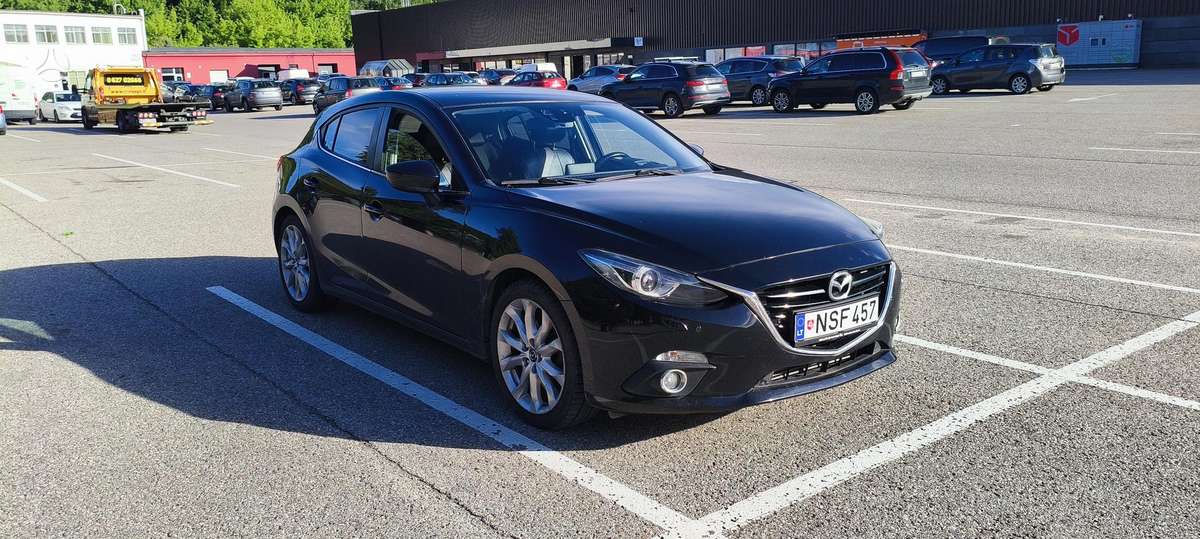 Mazda 3, 2.2 l., Хэтчбек