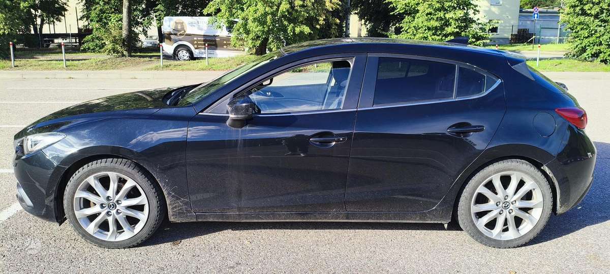 Mazda 3, 2.2 l., hatchback
