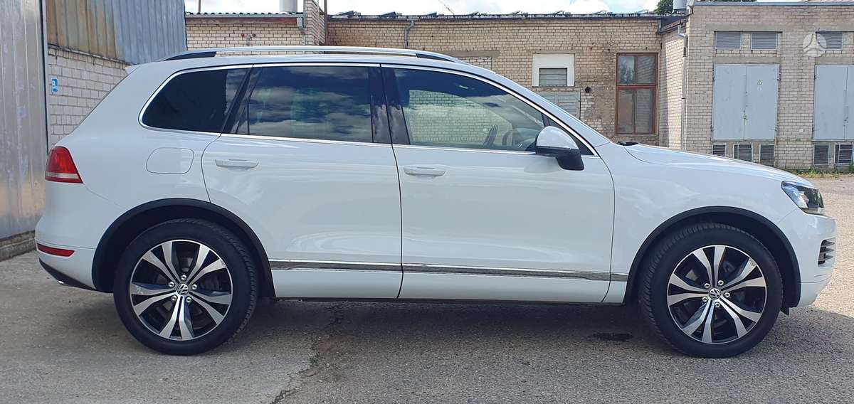 Volkswagen Touareg - 4