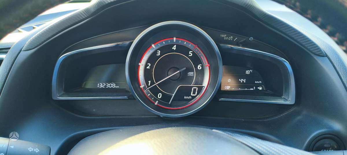 Mazda 3, 2.2 l., hatchback
