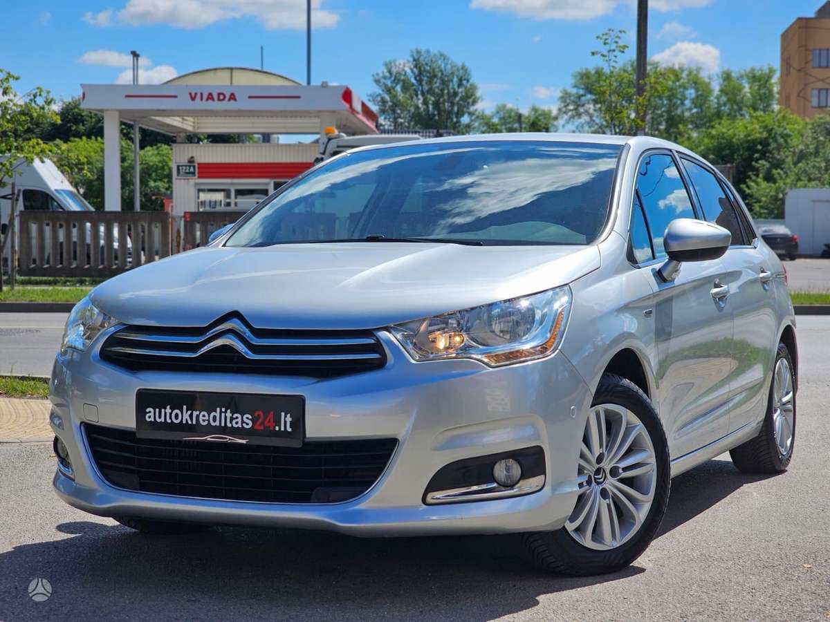 Citroen C4, 1.6 l., hatchback