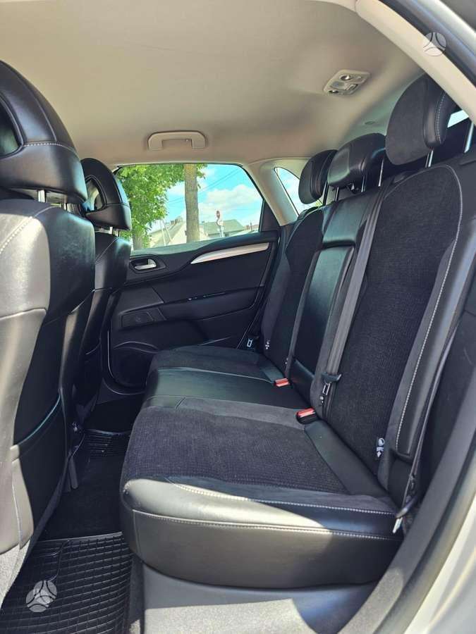 Citroen C4, 1.6 l., Хэтчбек