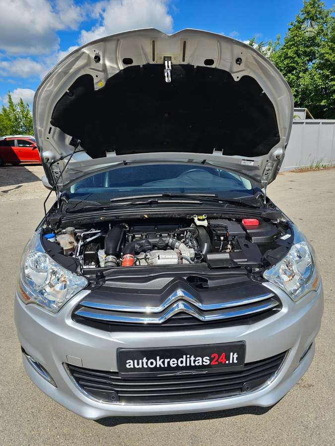Citroen C4, 1.6 l., hatchback