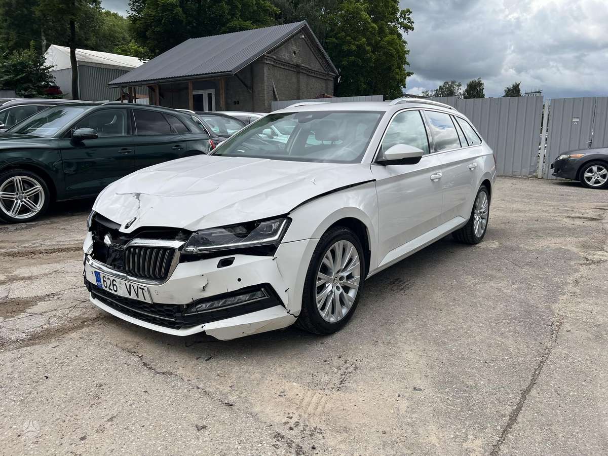 Skoda Superb, 2.0 l., Универсал