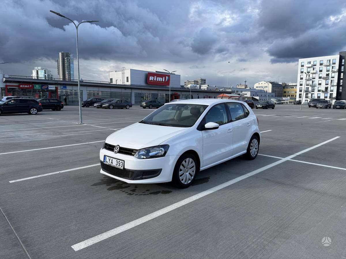 Volkswagen Polo - 1