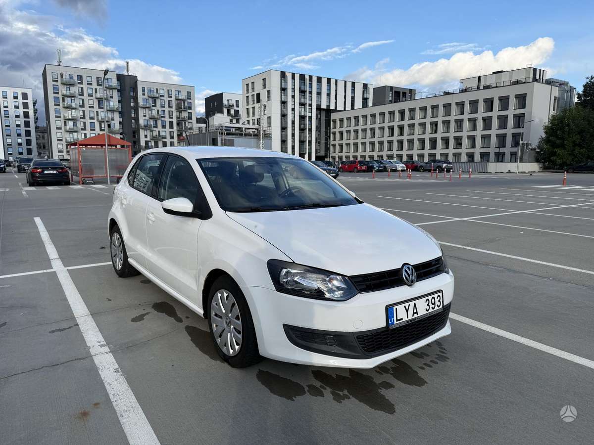 Volkswagen Polo - 2