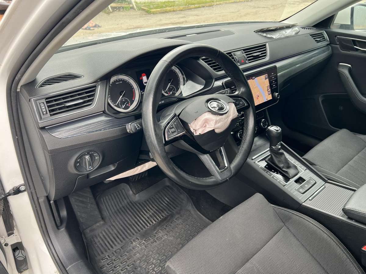 Skoda Superb, 2.0 l., Универсал