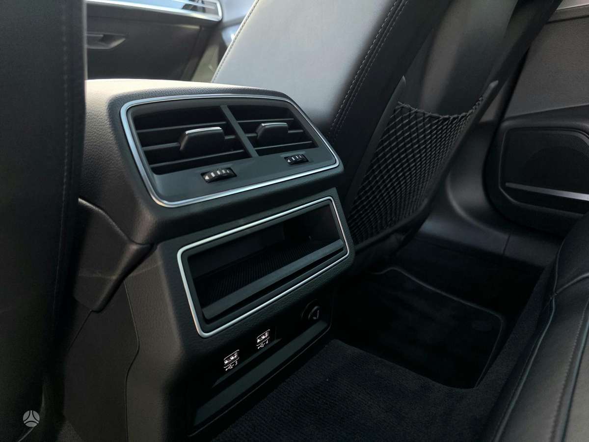 Audi A7, 3.0 l., hatchback