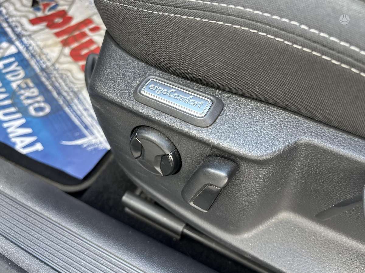 Volkswagen Passat, 2.0 l., Универсал