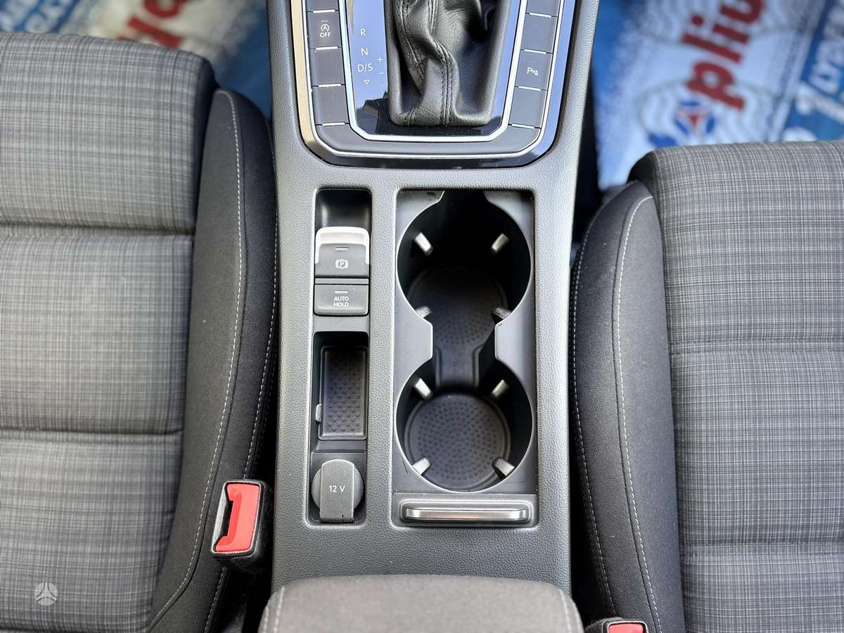 Volkswagen Passat, 2.0 l., Универсал