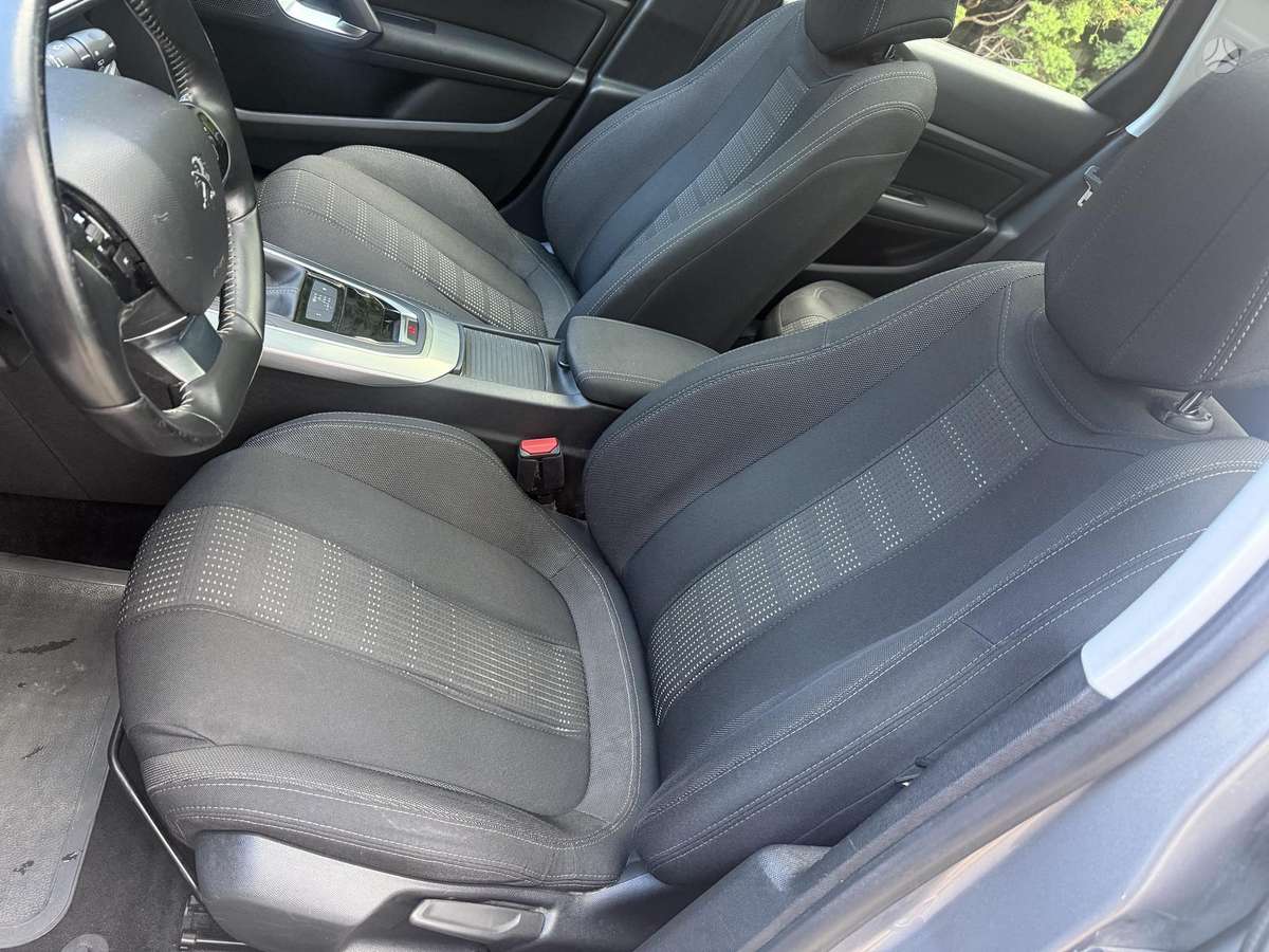 Peugeot 308, 1.2 l., Универсал