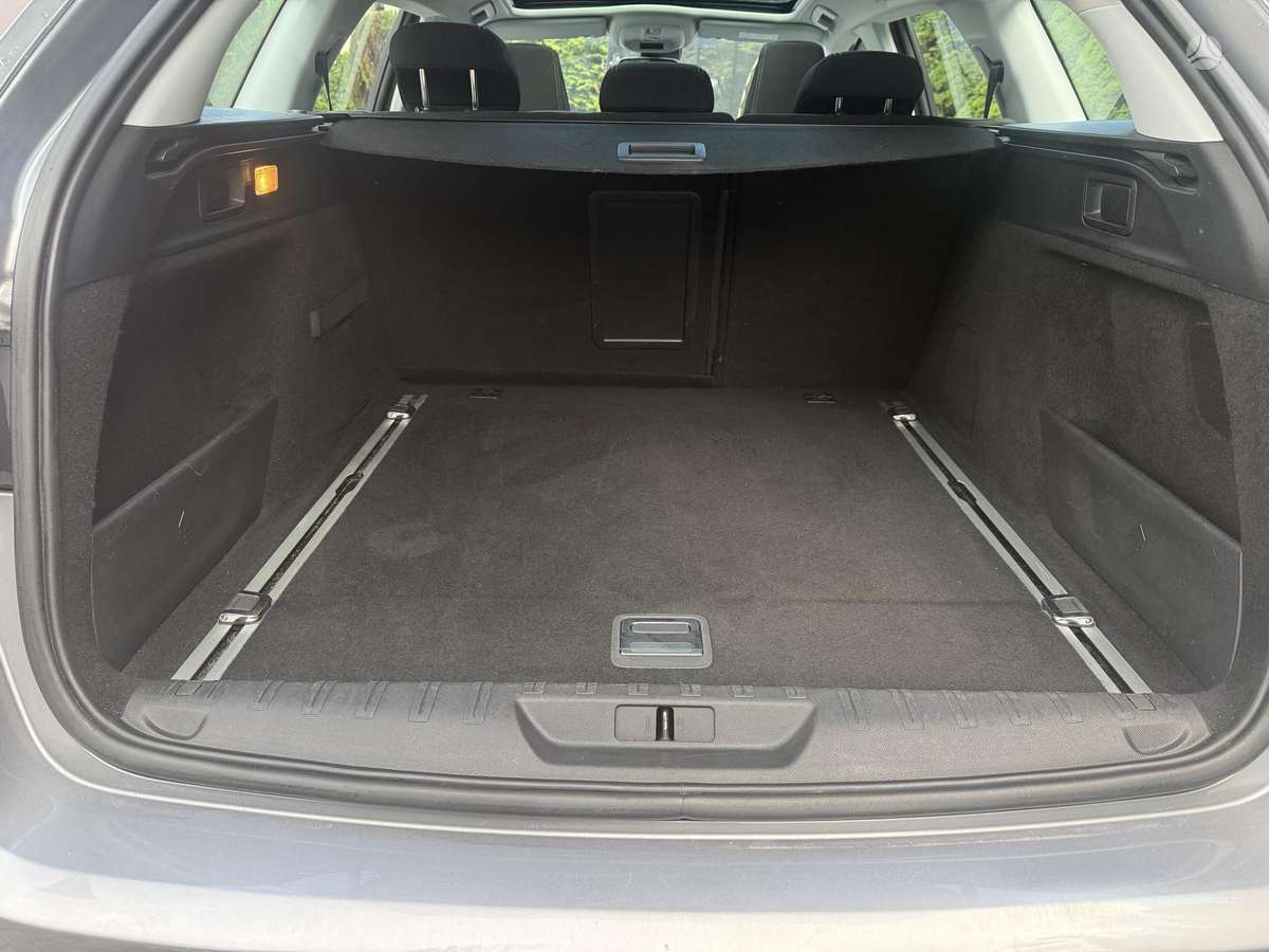 Peugeot 308, 1.2 l., Универсал